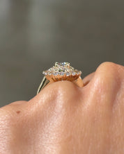 1.04ct D-VS1 Oval Lab Diamond Peony