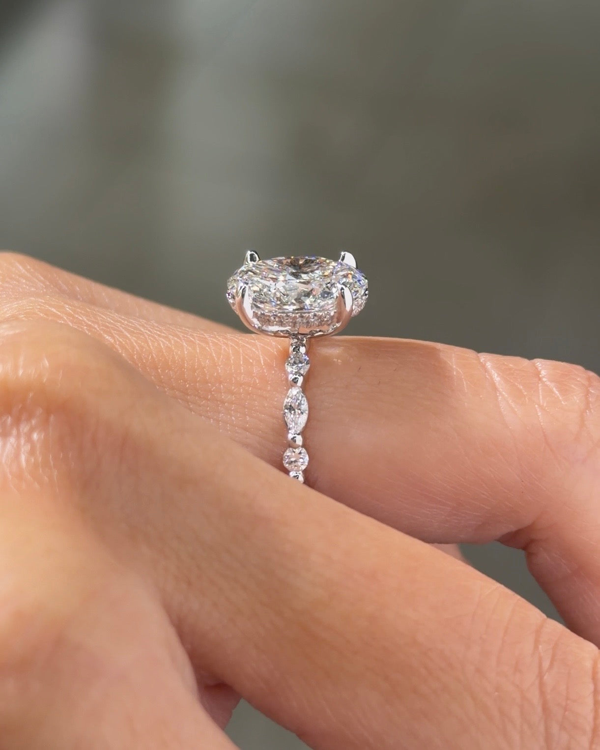 3.07ct F-VVS2 Oval Lab Diamond Rei