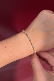 Pear Tennis Bracelet Yellow Gold