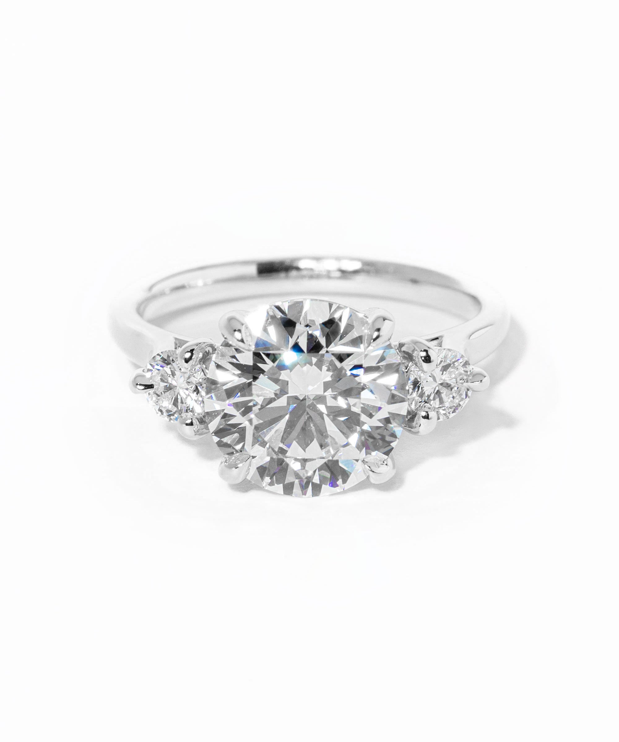 Round-Meghan-White.jpg
