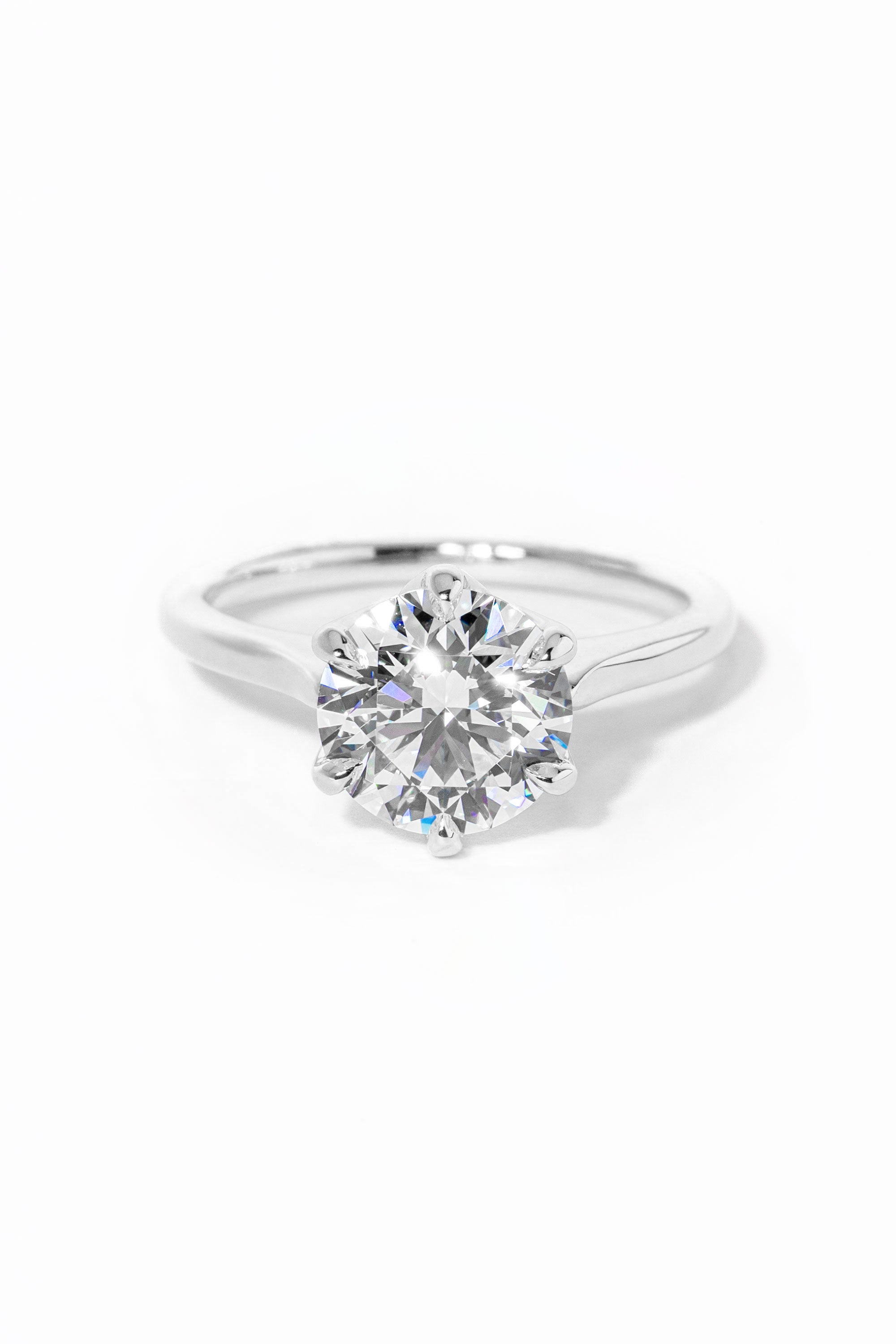 Round-Victoria-White.jpg