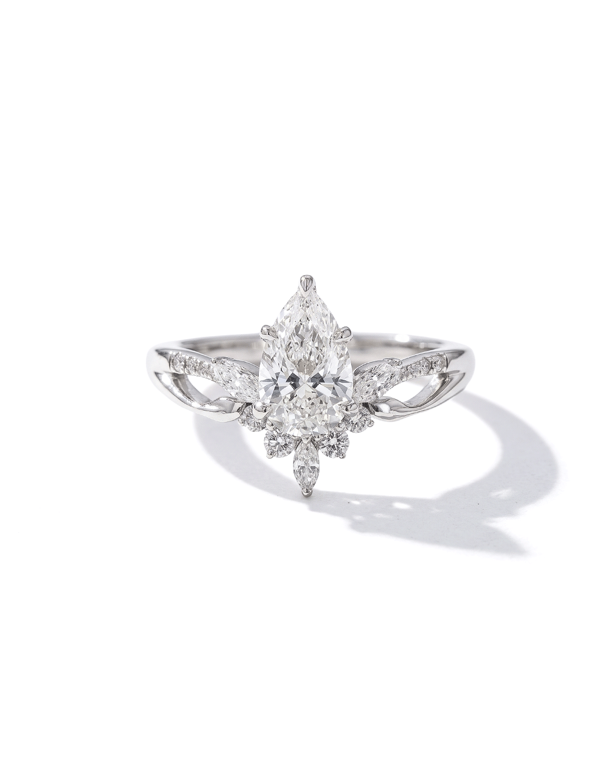 1.00ct D-VVS2 Pear Lab Diamond Laufey