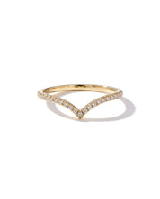 Chevron Pavé Band