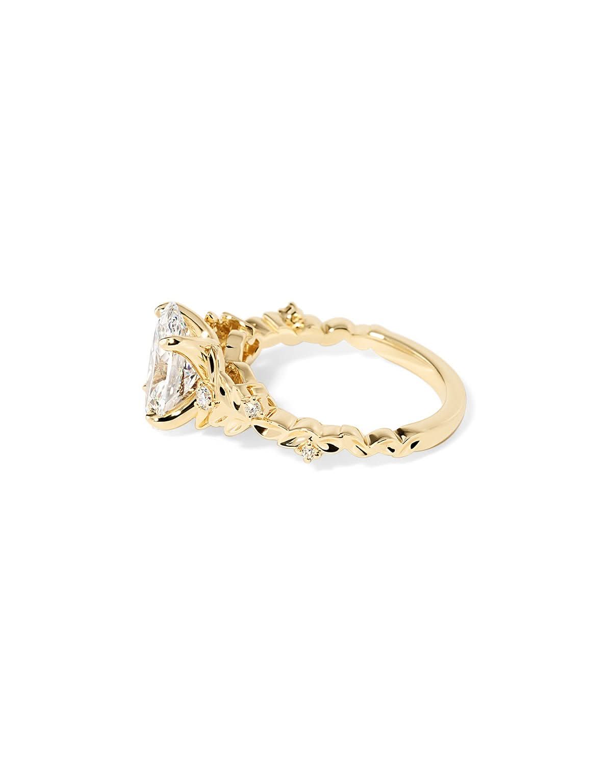 Arwen Oval - PBD Engagement Rings