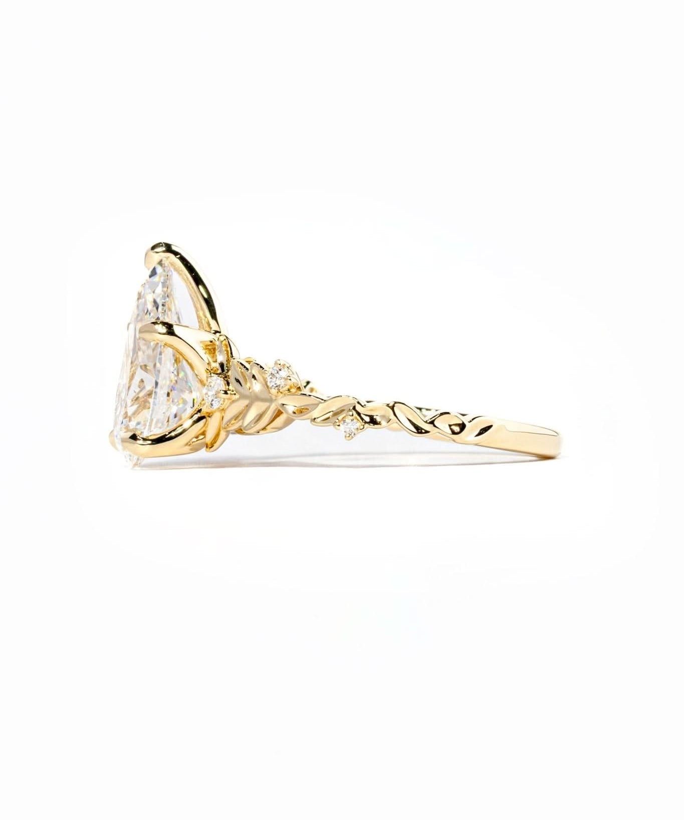 Arwen Pear - PBD Engagement Rings