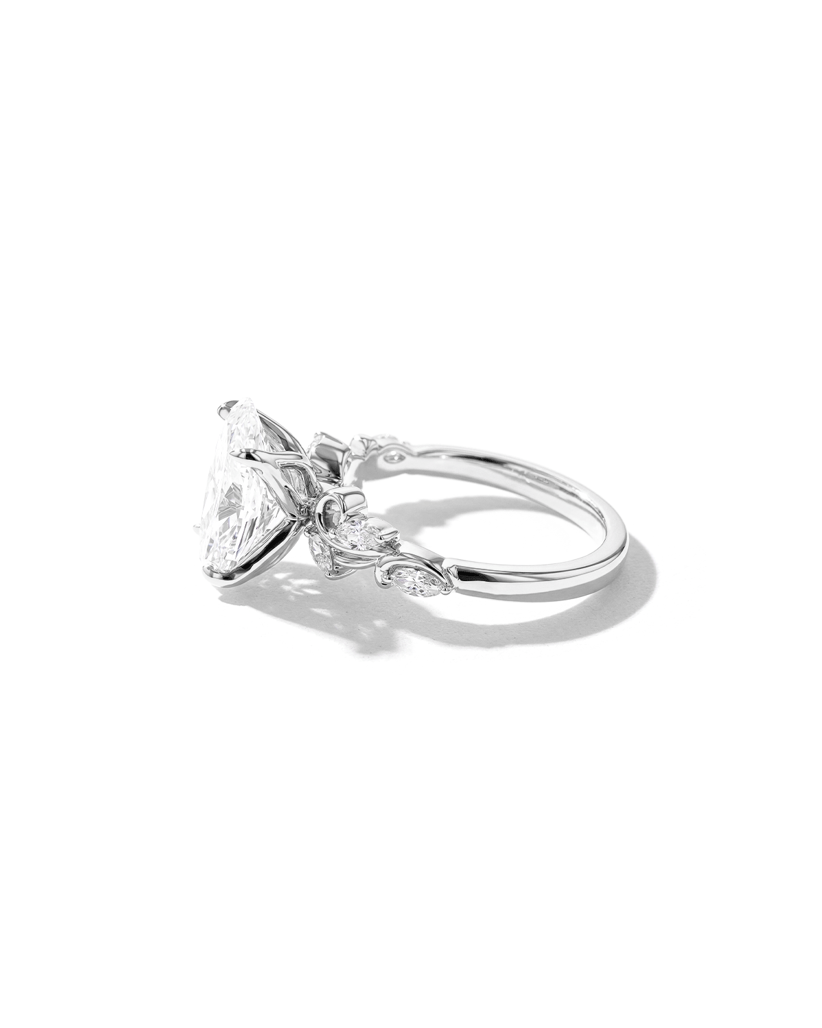 Cecelia Oval