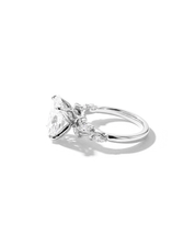 Cecelia Oval