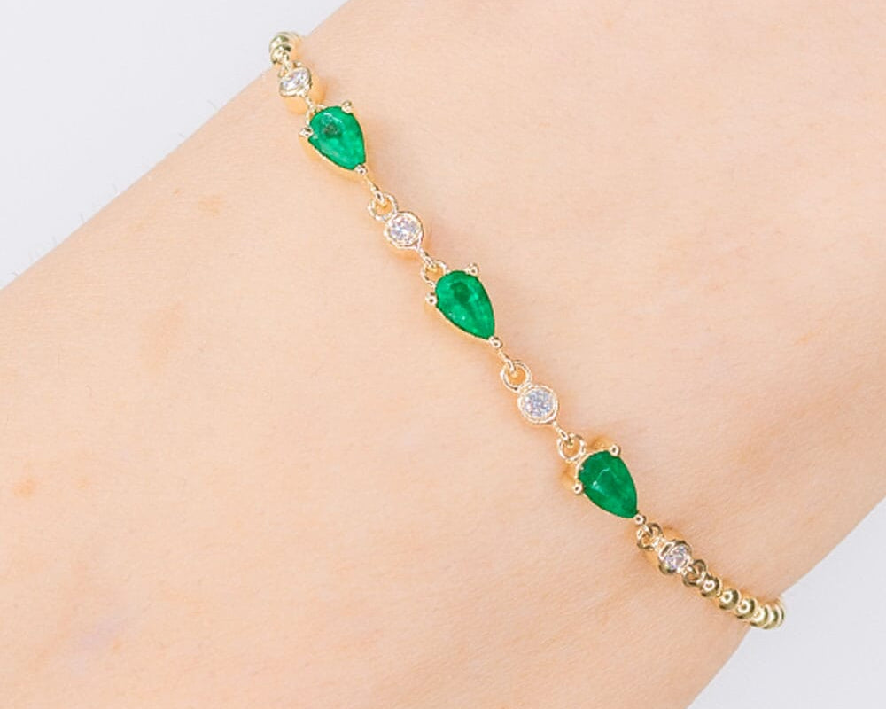 Emerald Pear & Round Diamond Beaded Bracelet Bracelets Princess Bride Diamonds 