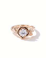 Eternal Rose Round