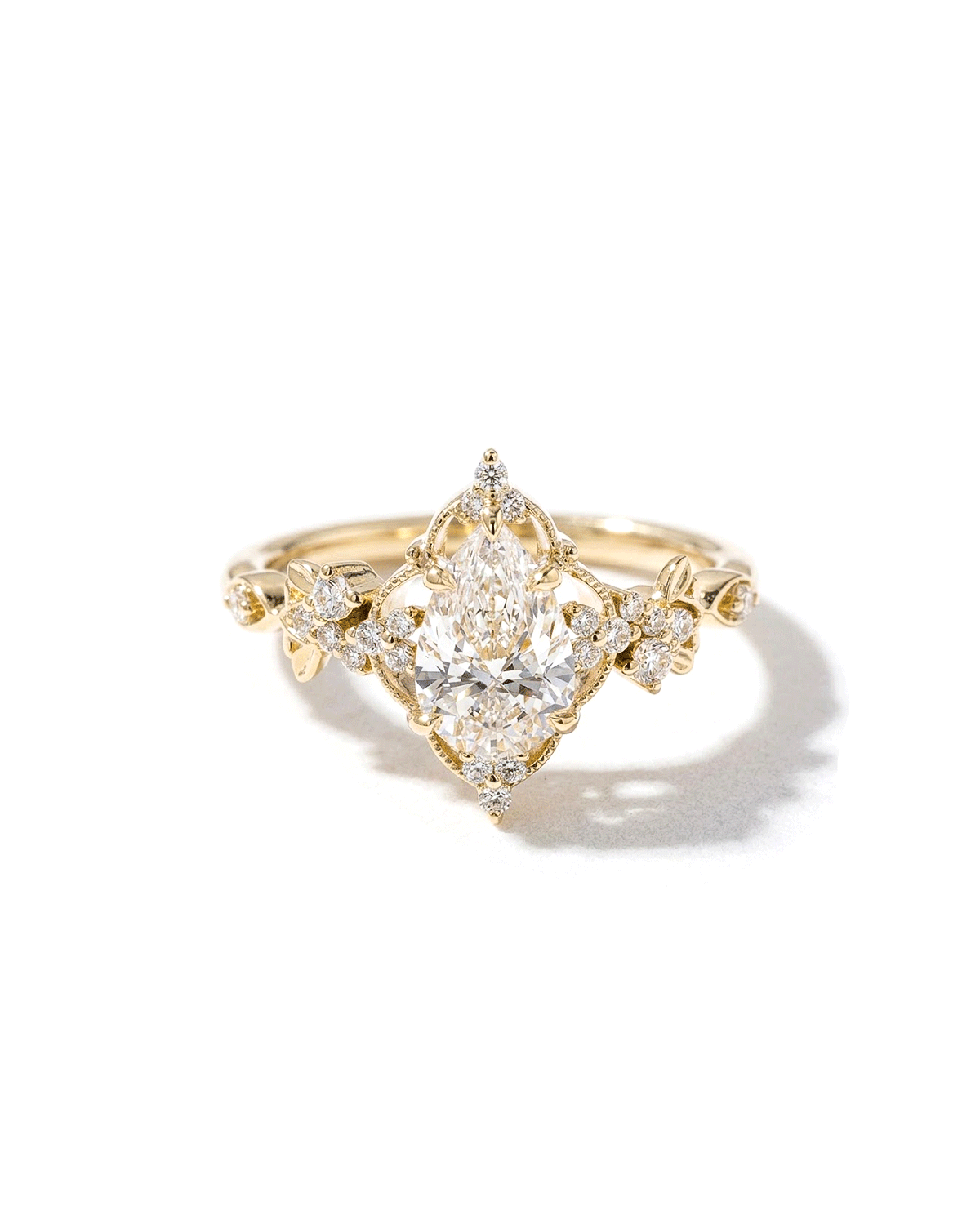 1.10ct E-VVS2 Pear Lab Diamond Fairy Blossom