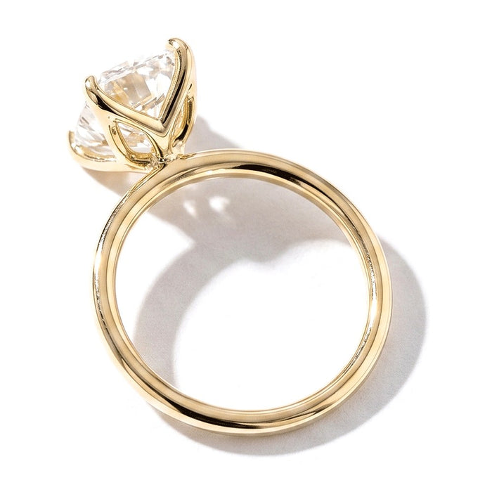 Traditional engagement ring