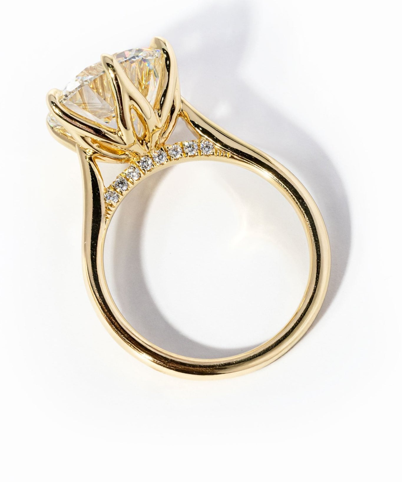 Hana Round High Polish - PBD Engagement Rings