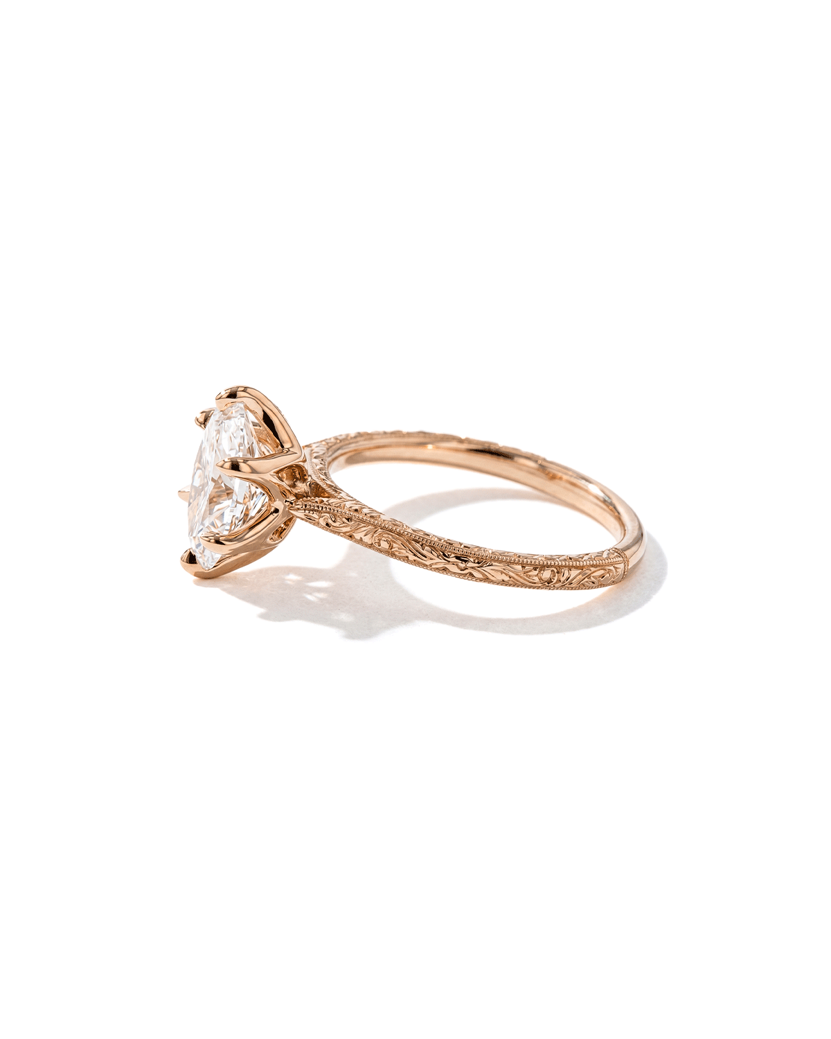 Victoria Oval 6 Prong Hand Engraved