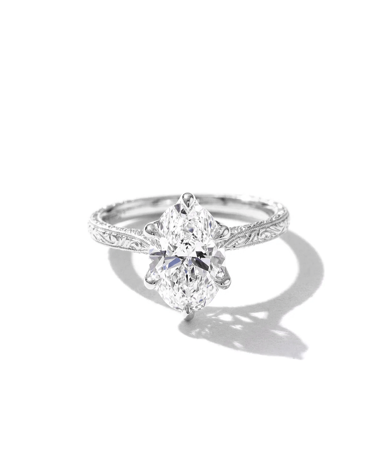 Victoria 6 Prong Oval hand Engraved