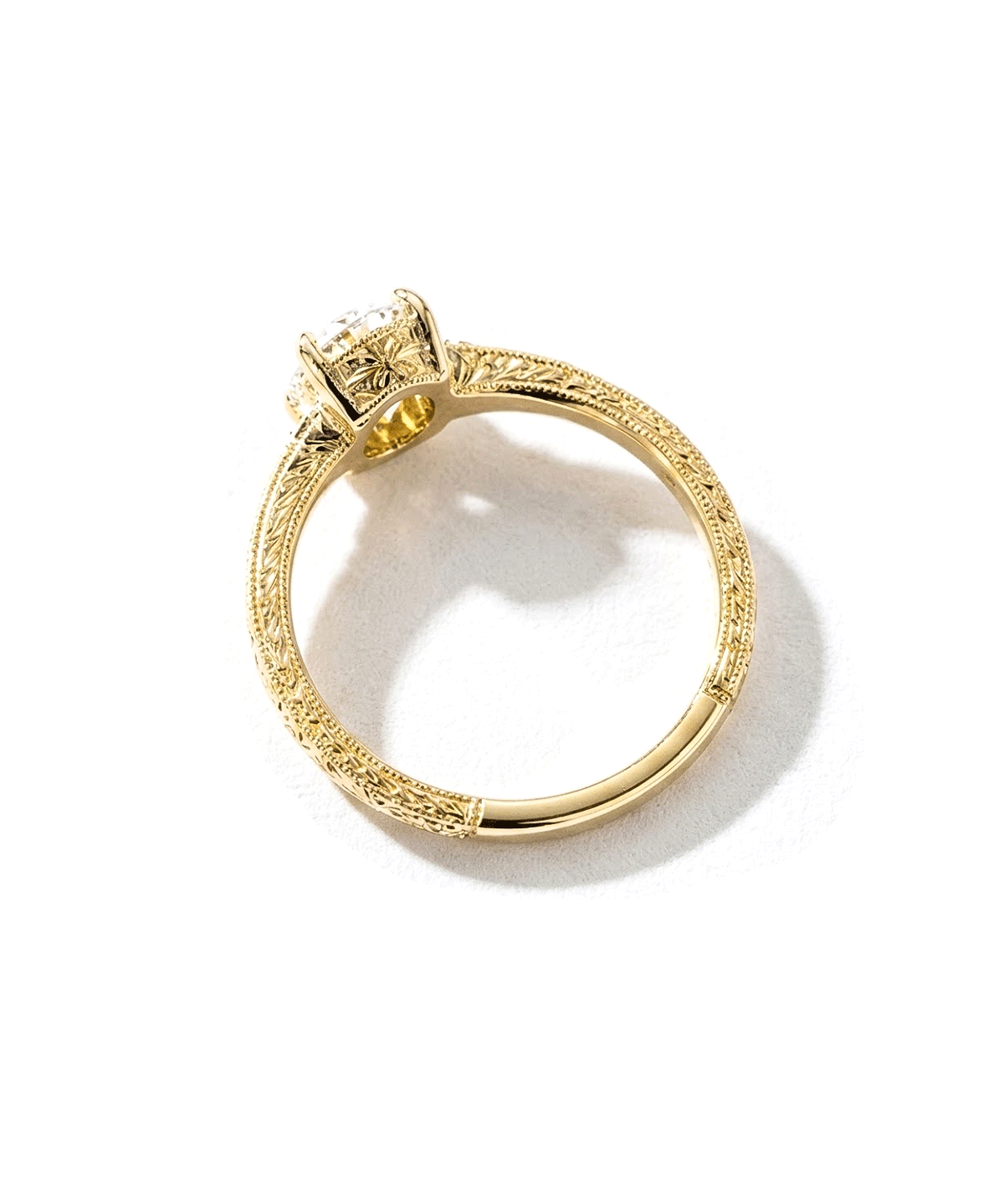 isla-oval-3.gif