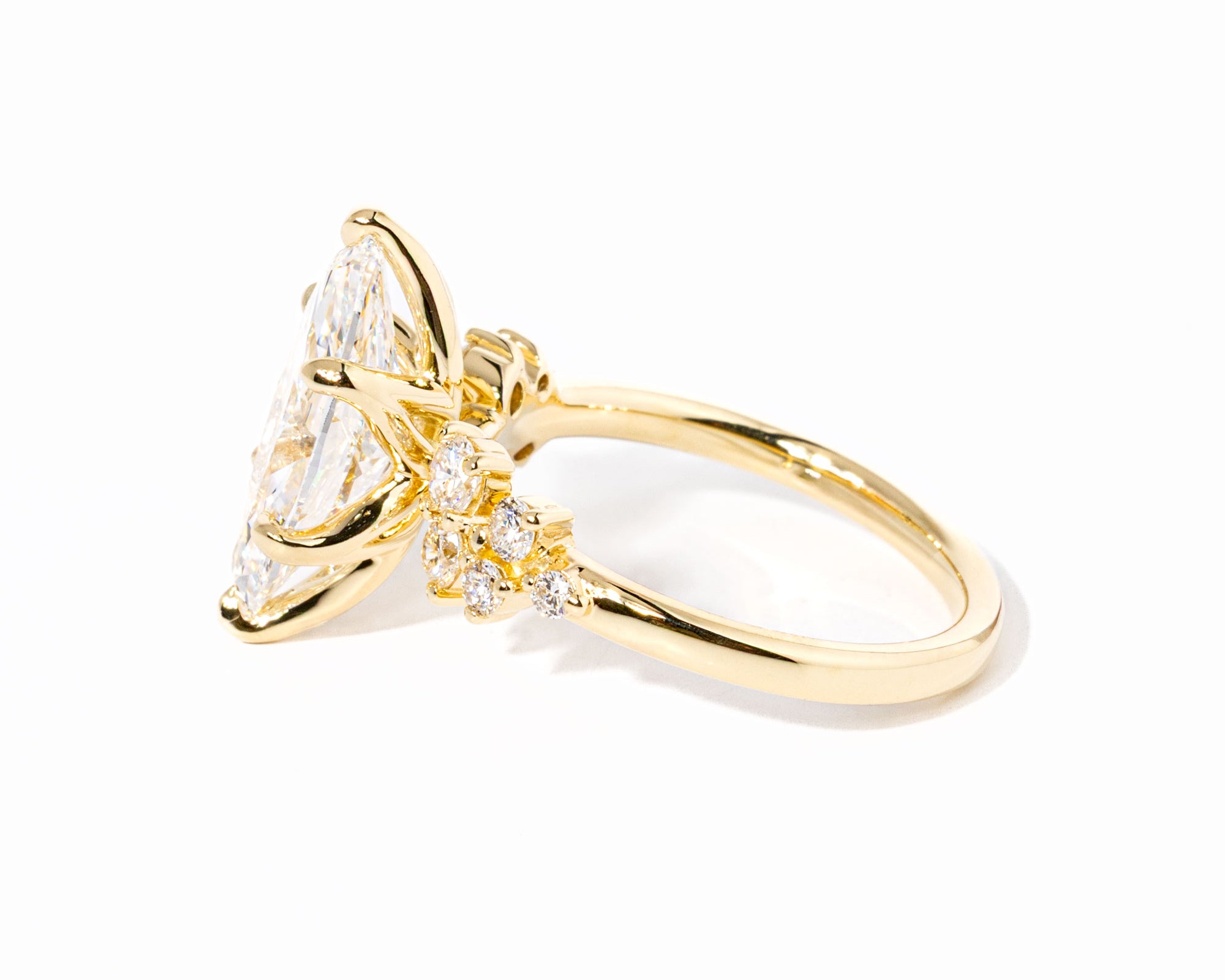 marquise-nova-side_6988ae84-9bec-484a-9596-8c90225f87dd.jpg