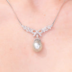 Ornate Bow Pearl Necklace Necklaces Princess Bride Diamonds 