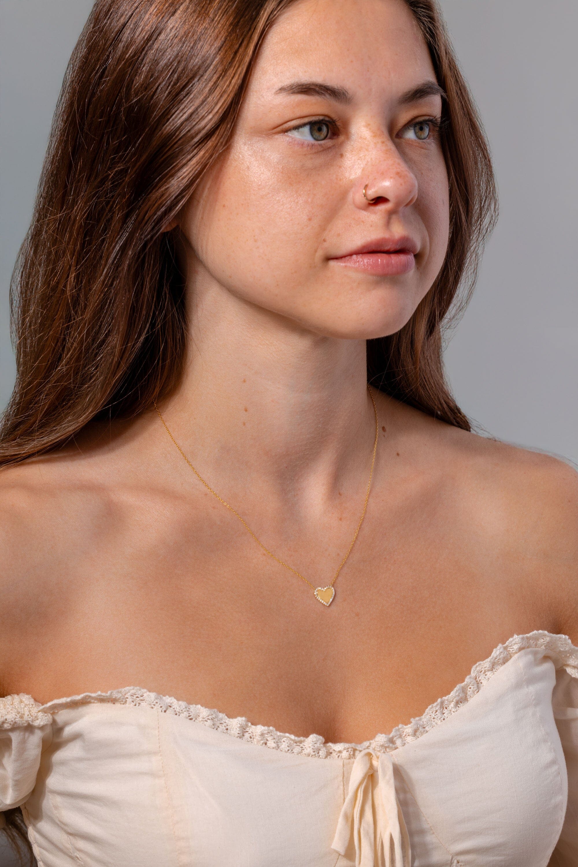 Pavé Diamond Border Engravable Heart Pendant Necklaces Princess Bride Diamonds 