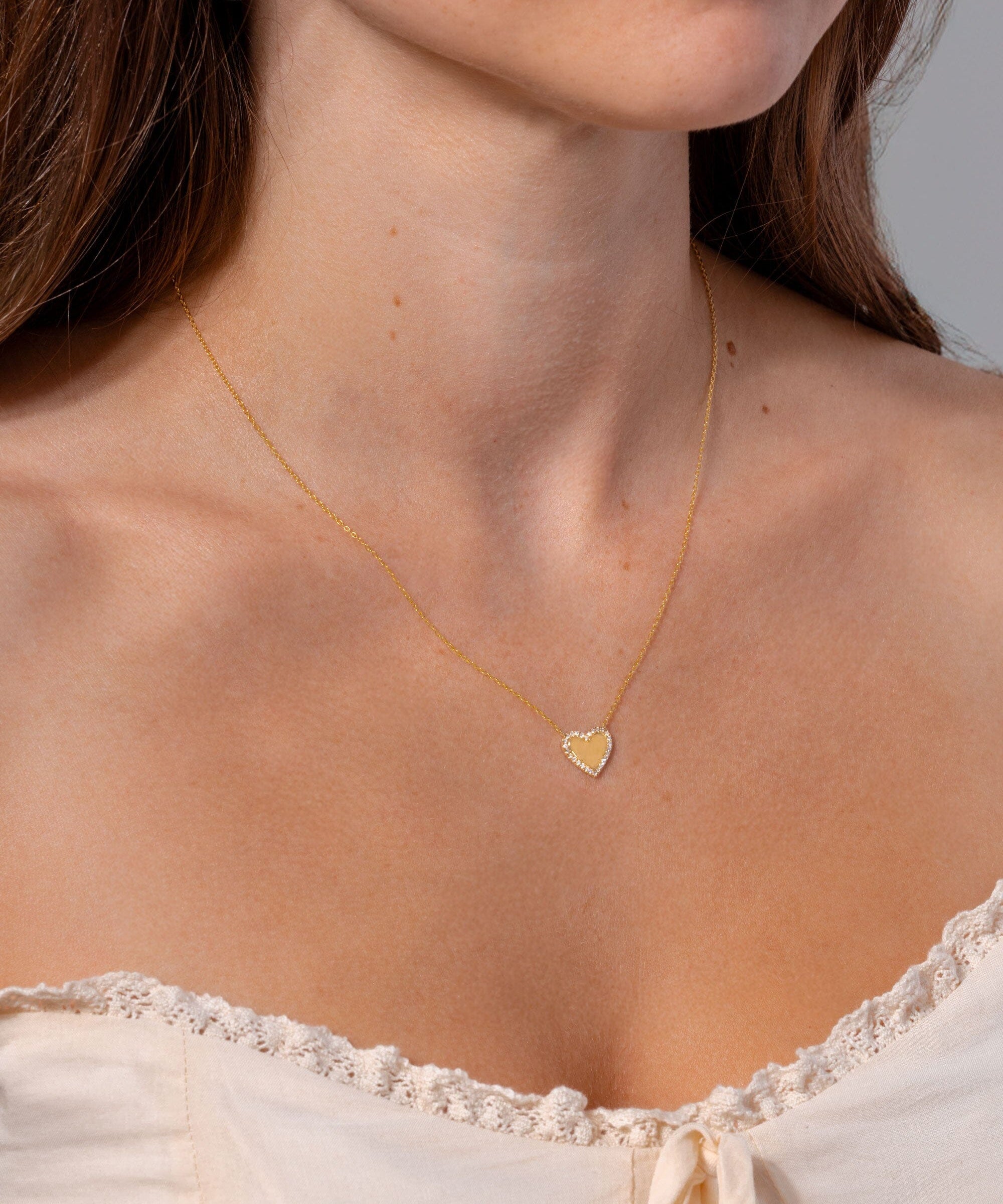 Pavé Diamond Border Engravable Heart Pendant Necklaces Princess Bride Diamonds 