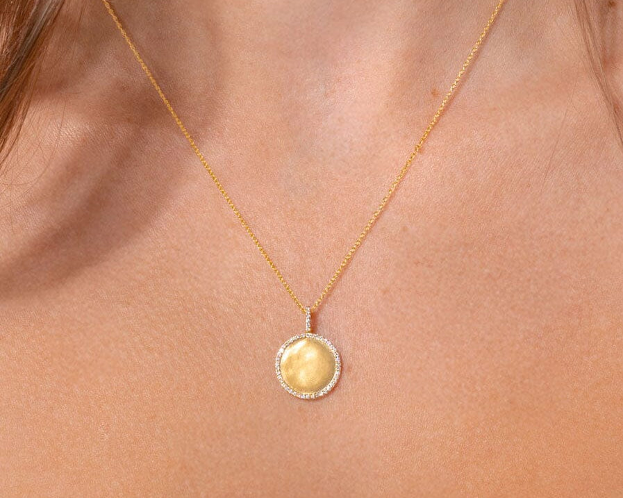 Pavé Diamond Border Engravable Round Pendant Necklaces Princess Bride Diamonds 