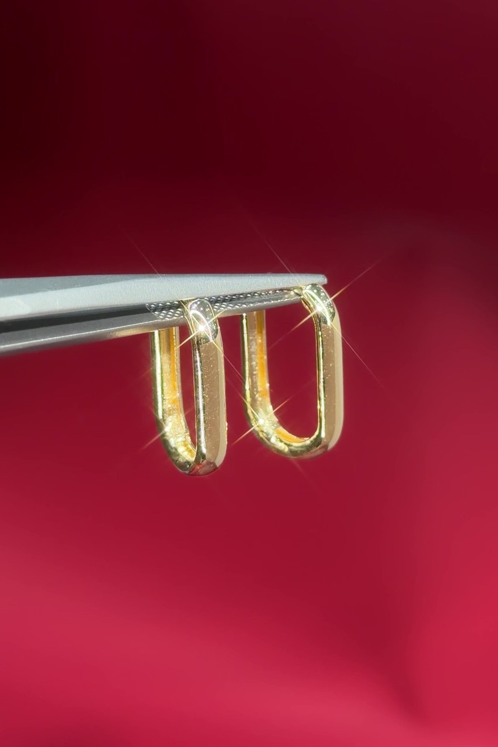 Paperclip Hoops Yellow Gold