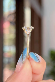 1.27ct D-VS1 Oval Lab Diamond Lindsey