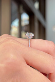 2.02ct D-VS1 Round Lab Diamond Samantha