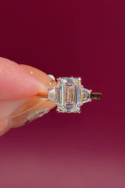 2.74ct D-VVS2 Emerald Lab Diamond Lucia