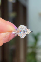 2.27ct D-VS1 Oval Lab Diamond Nova