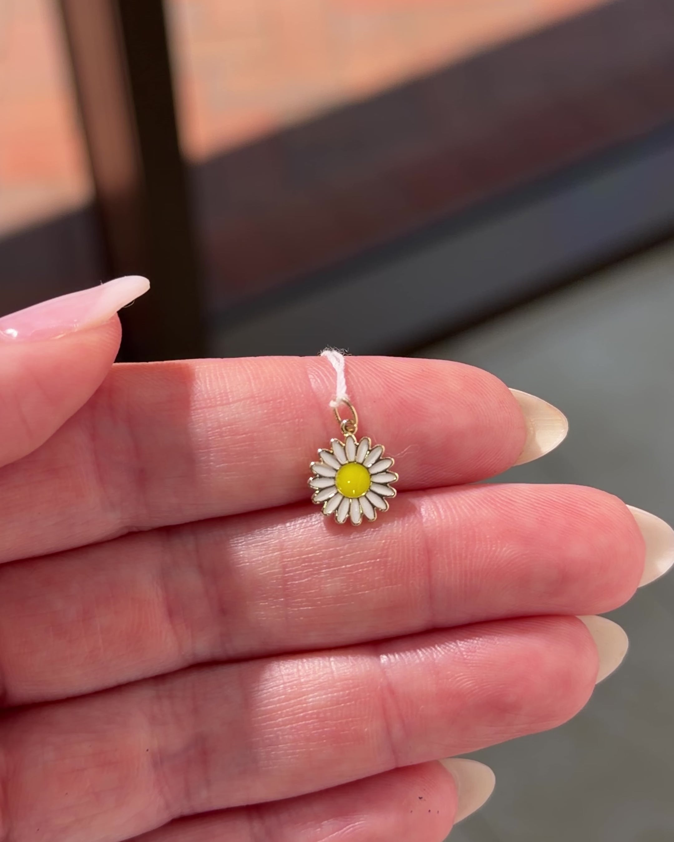 Daisy Charm