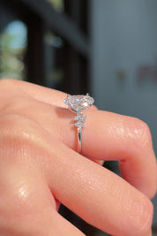 2.27ct D-VS1 Oval Lab Diamond Nova