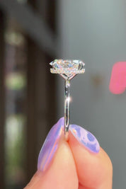 2.59ct D-VS1 Oval Lab Diamond Stephanie