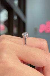 1.21ct D-VS1 Round Lab Diamond Victoria
