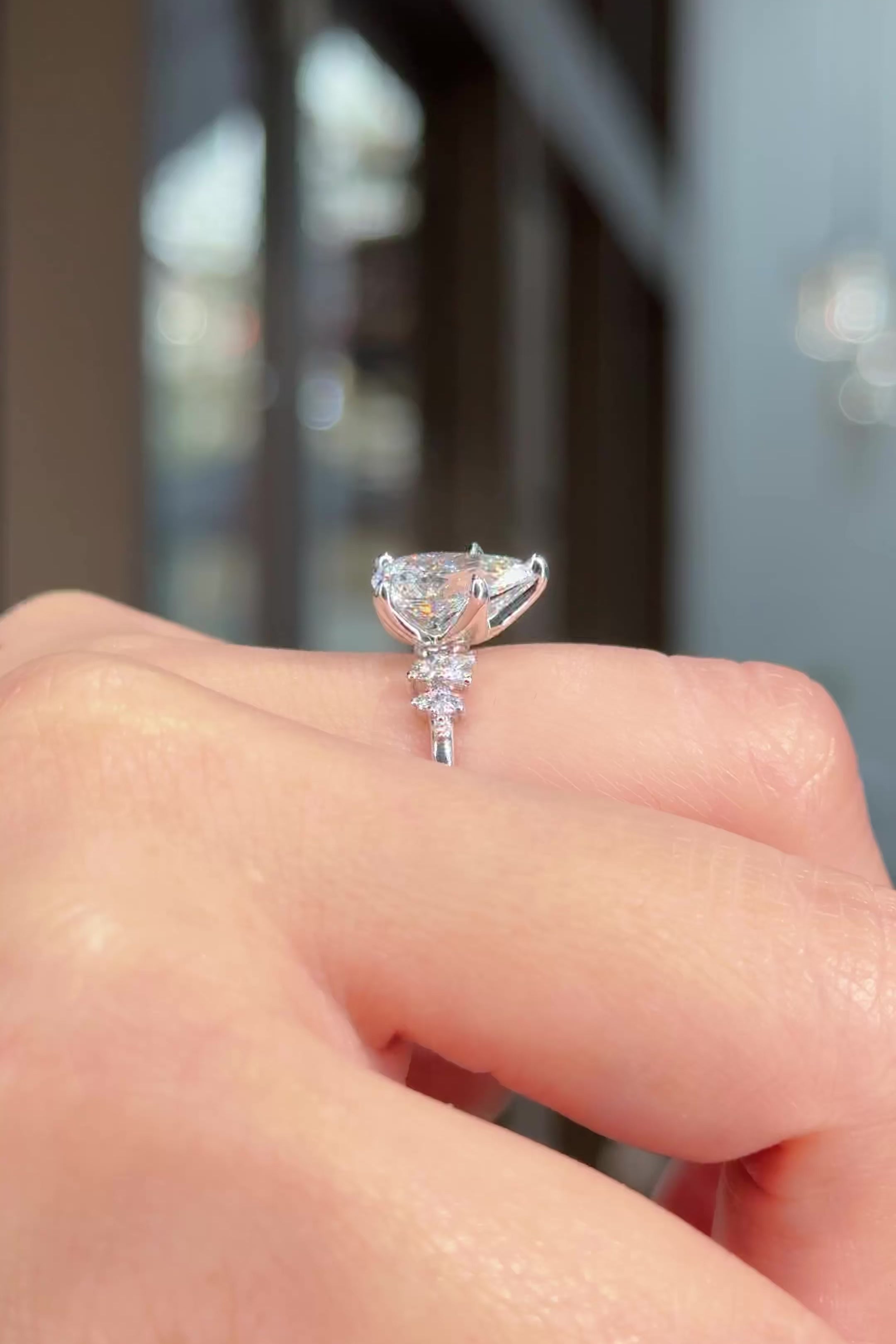 2.00ct D-VS1 Pear Lab Diamond Nova