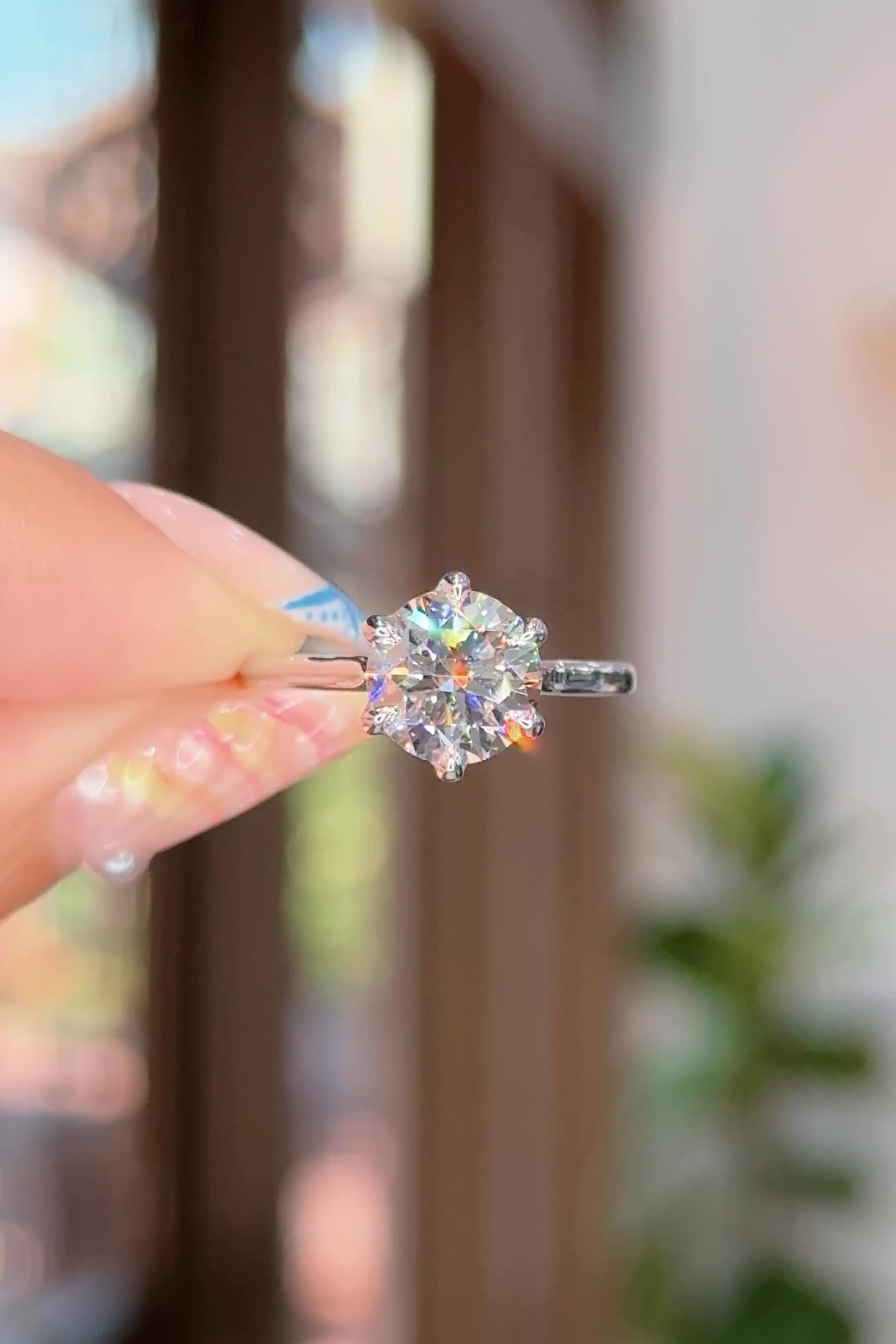 2.01ct D-VS1 Round Lab Diamond Victoria