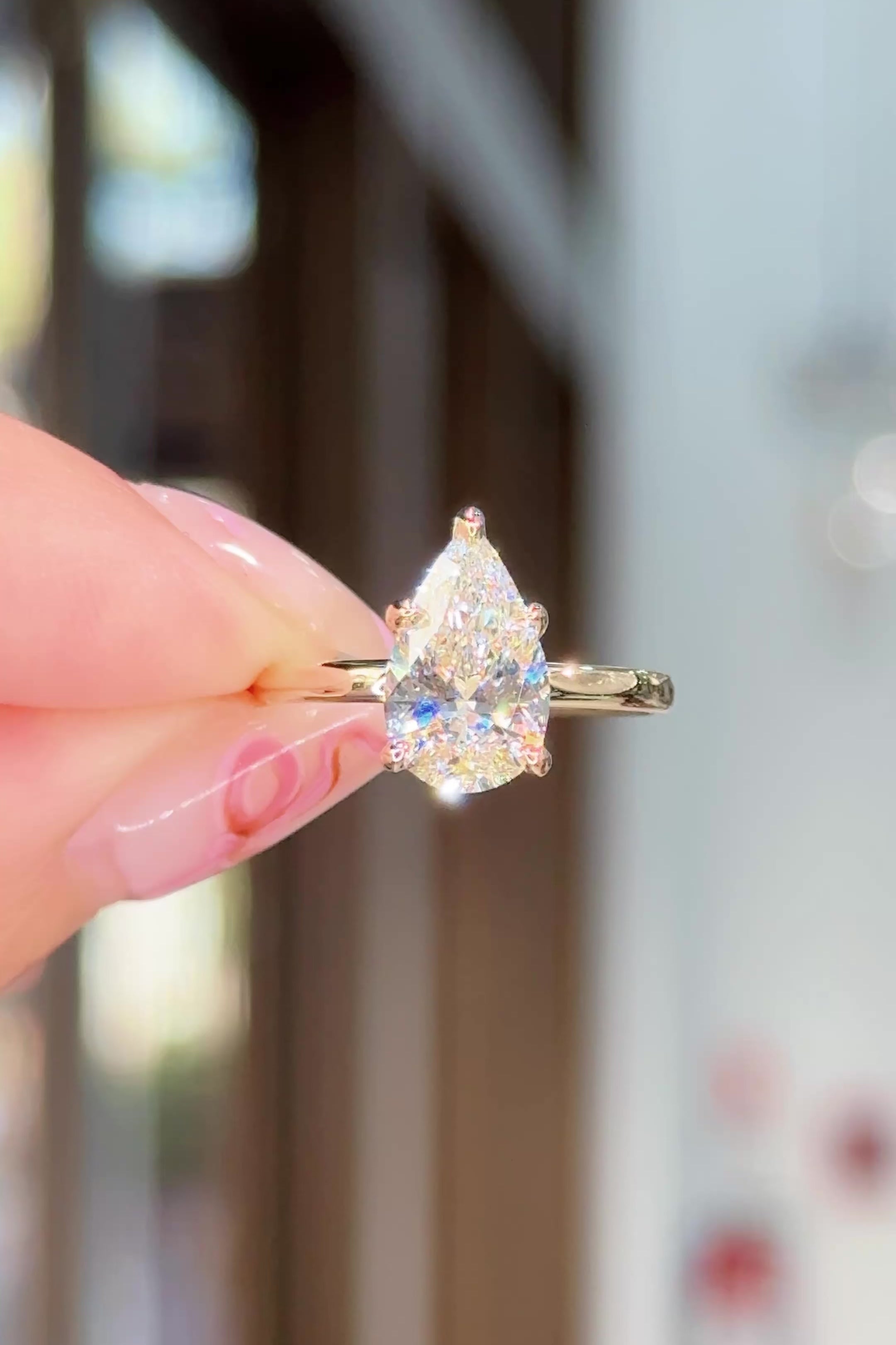 2.02ct E-VS1 Pear Lab Diamond Kayla