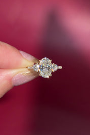 2.06ct D-VS1 Oval Lab Diamond Meghan Yellow Gold with Pave Diamonds on the Band