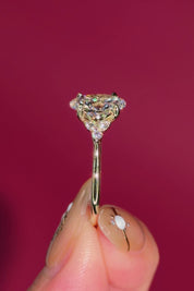 2.01ct F-VS1 Oval Lab Diamond Lindsey