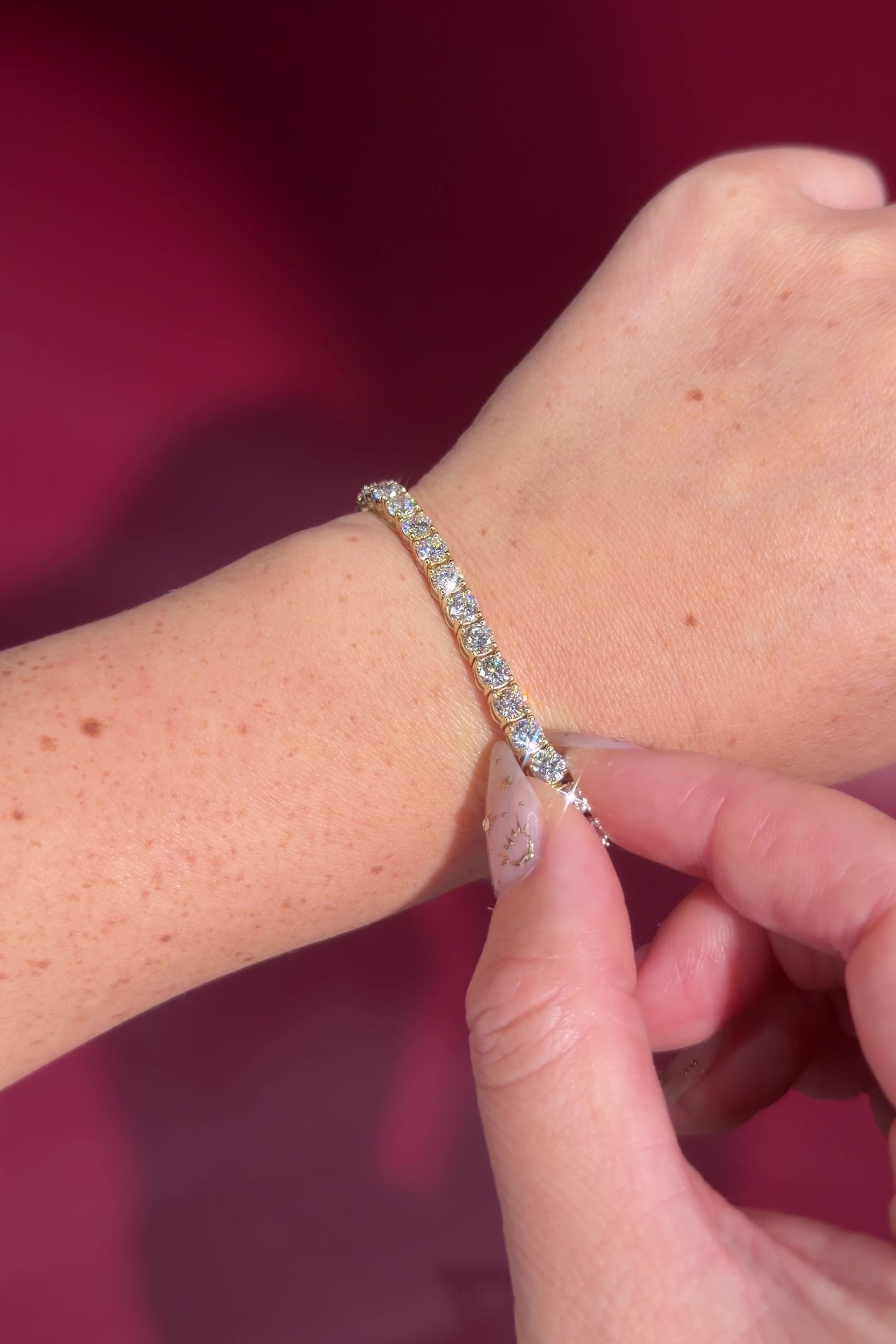 10.5ct Tennis Bracelet Yellow Gold