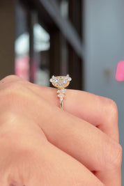 2.22ct E-VVS2 Oval Lab Diamond Nova