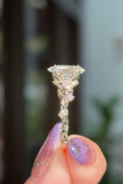 2.00ct D-VS1 Oval Lab Diamond Arwen
