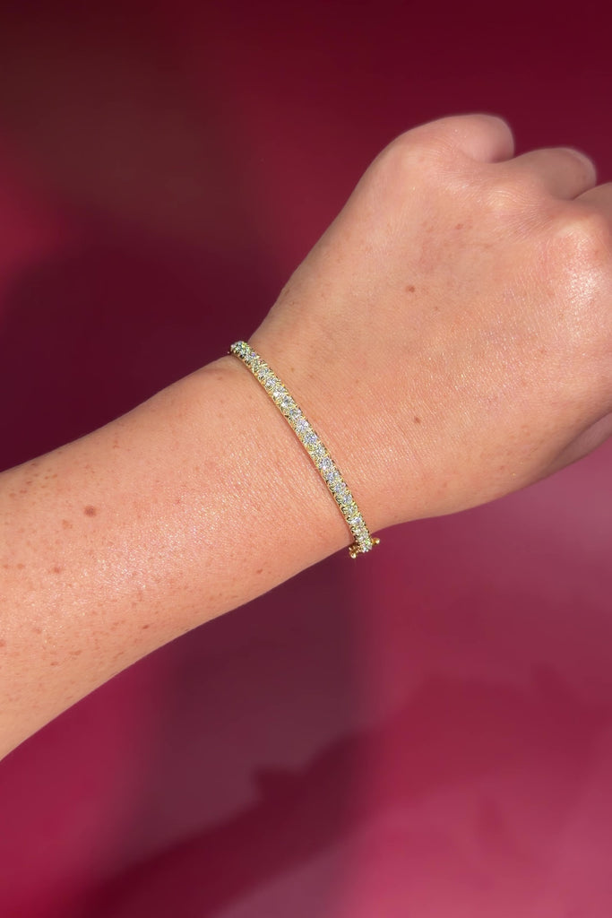 2ct Pavé Diamond Bangle Yellow Gold