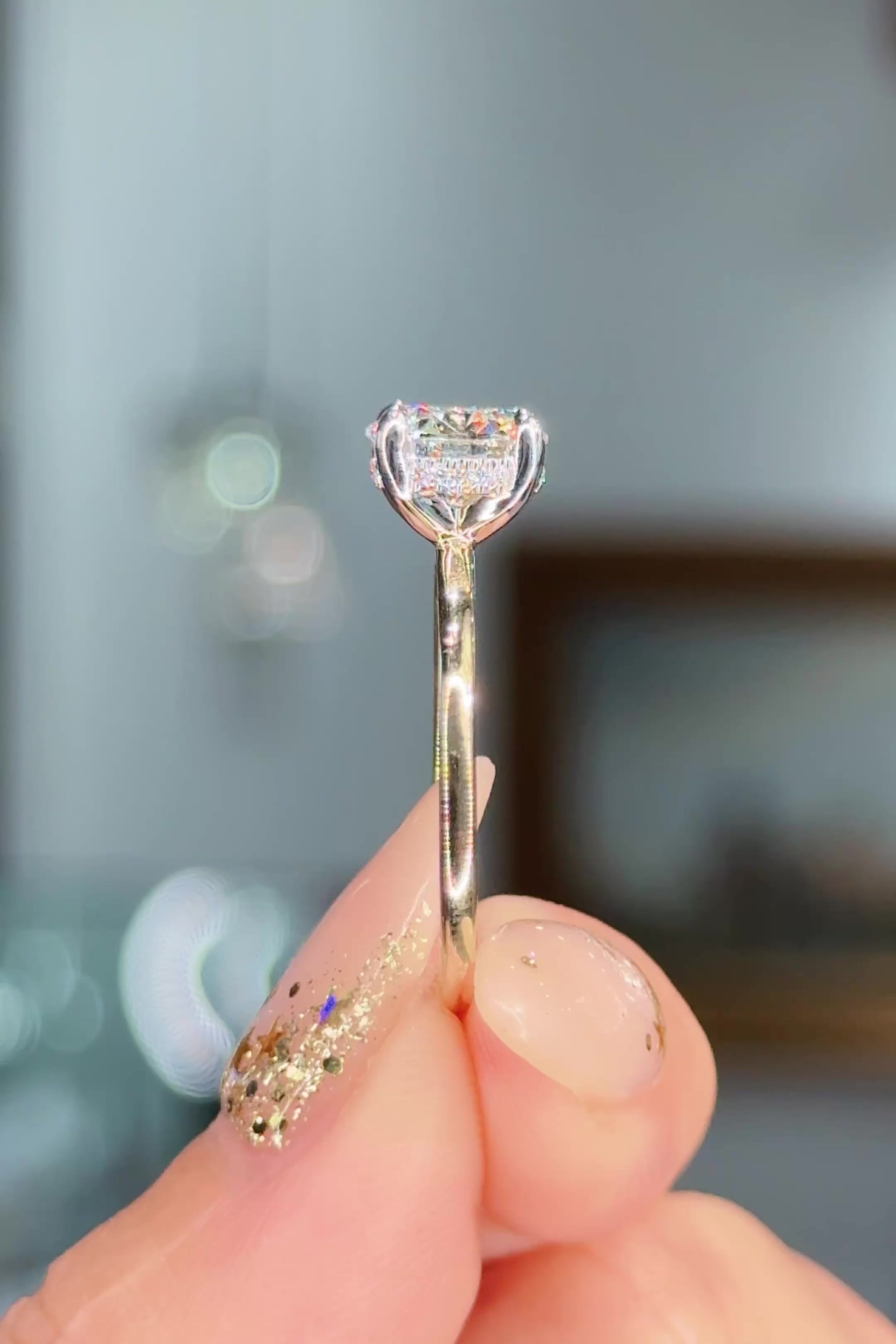 2.03ct D-VS1 Round Lab Diamond Kayla