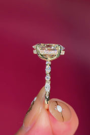 4.05ct E-VVS2 Oval Lab Diamond Rei