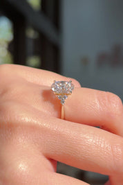 2.04ct E-VVS2 Oval Lab Diamond Lindsey