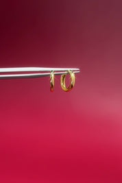 10x1.8mm Core High Polish Hoop 18k Yellow