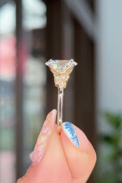2.22ct E-VVS2 Oval Lab Diamond Nova
