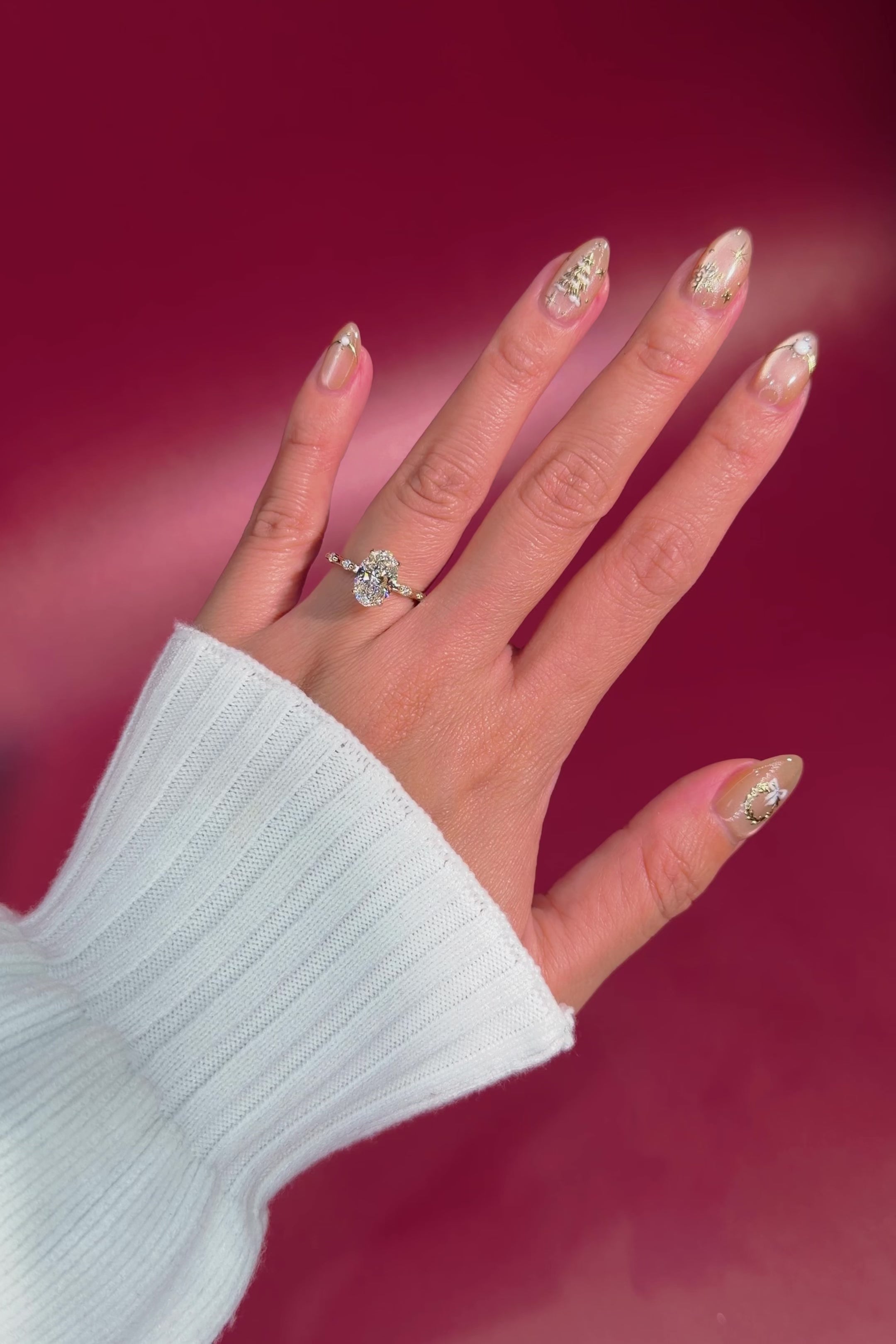 2.02ct E-VS1 Oval Lab Diamond Daisy