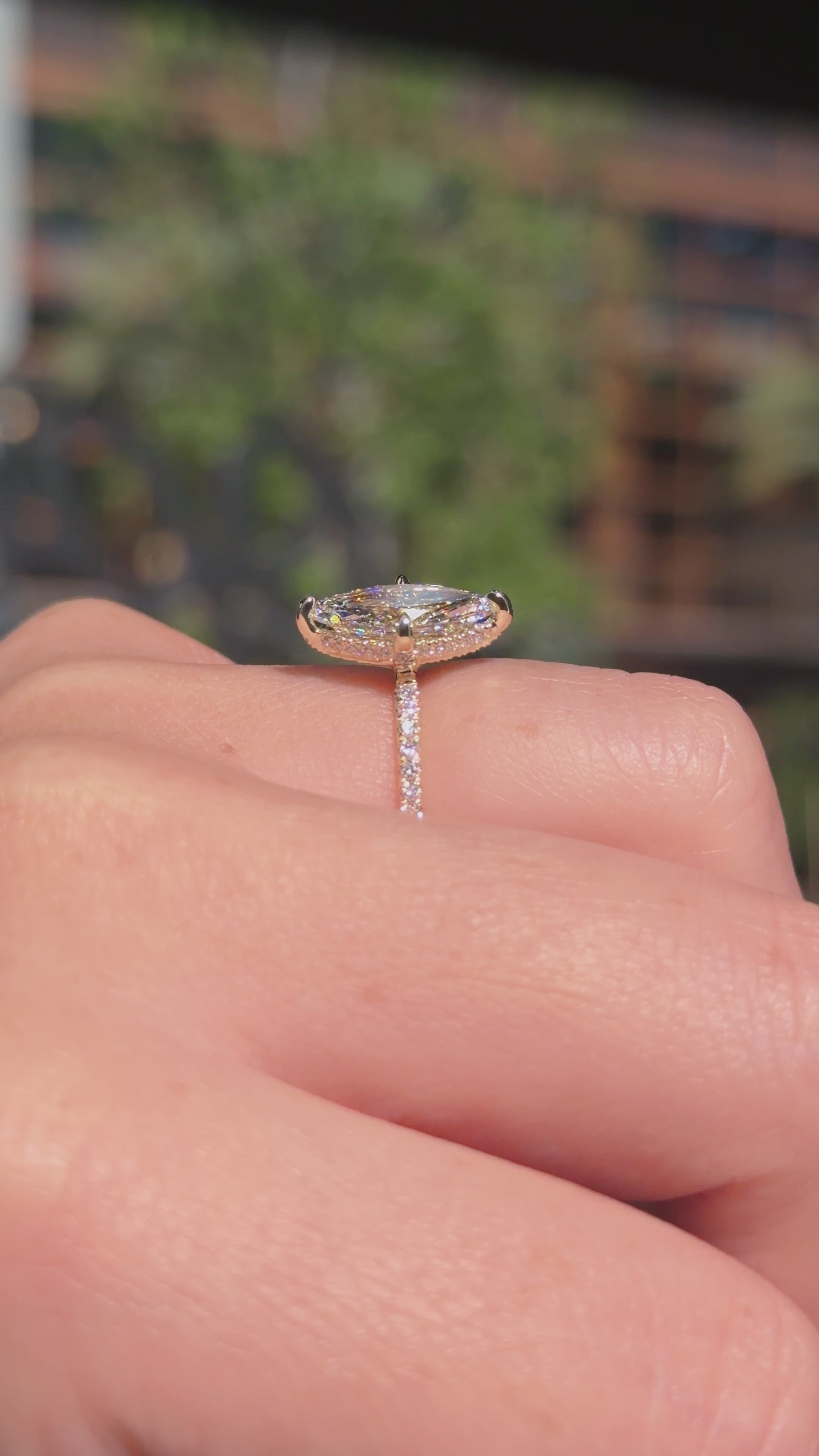 2.04ct F-VS1 Marquise Lab Diamond Shelby