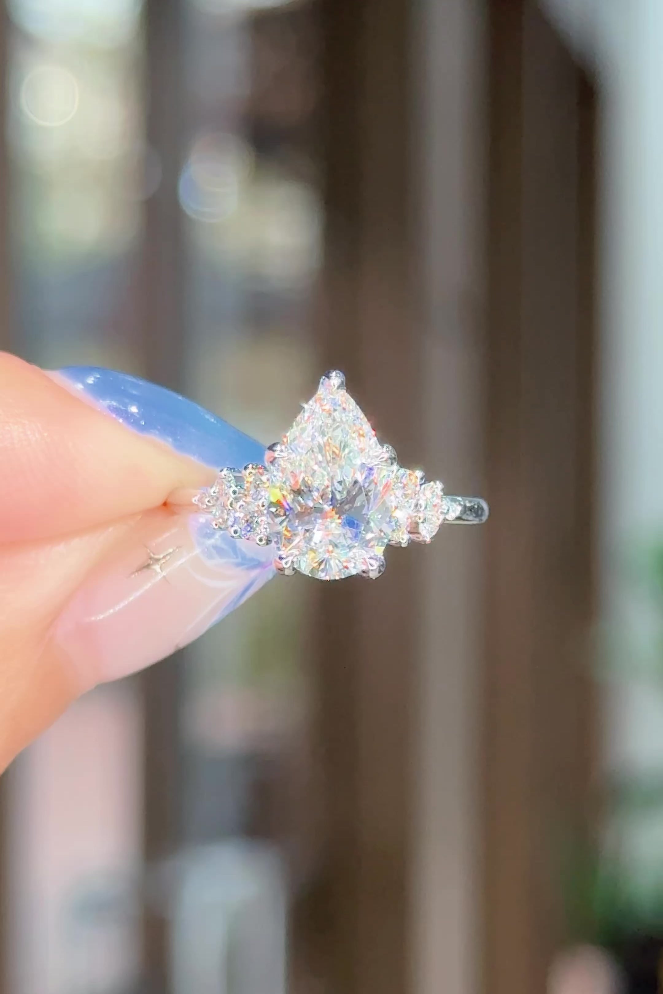 2.00ct D-VS1 Pear Lab Diamond Nova